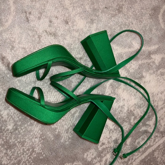 ZARA Chunky High Platform Heels - Picture 7 of 9